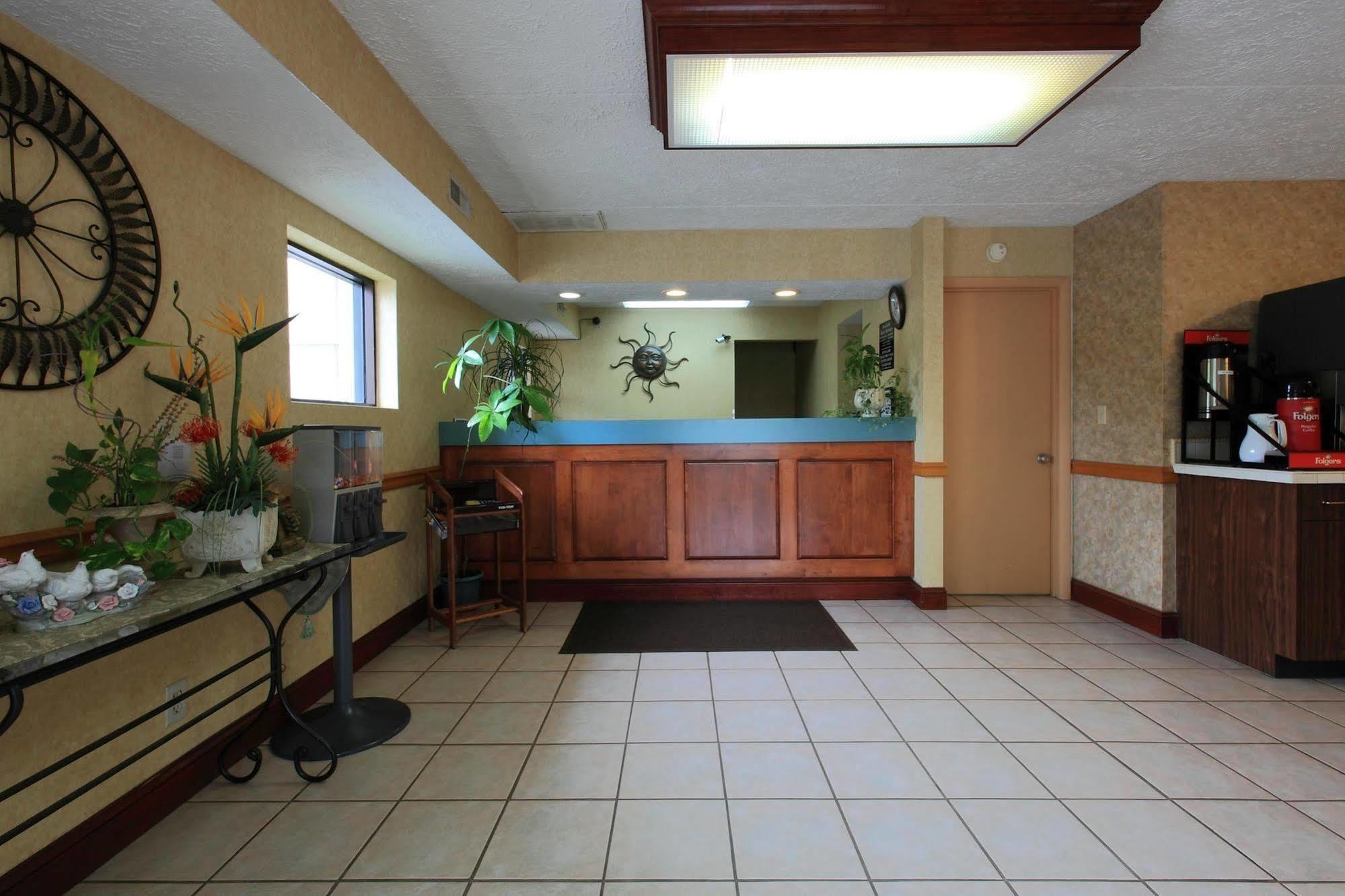Americas Best Value Inn North Capital Raleigh Interno foto